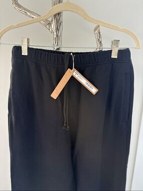SKIMS NWT Black Elastic Waist Joggers